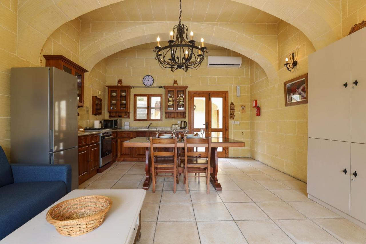 Superb Maltese Farmhouse With Private Pool Villa Victoria Eksteriør bilde